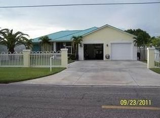 2042 Hunter Rd, Okeechobee, FL 34974