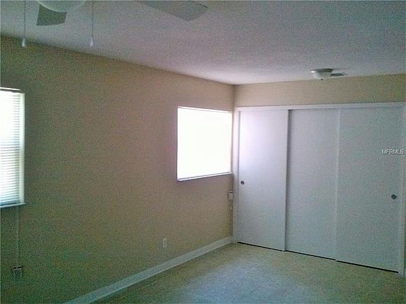 5th image of 1865 E Valencia Dr