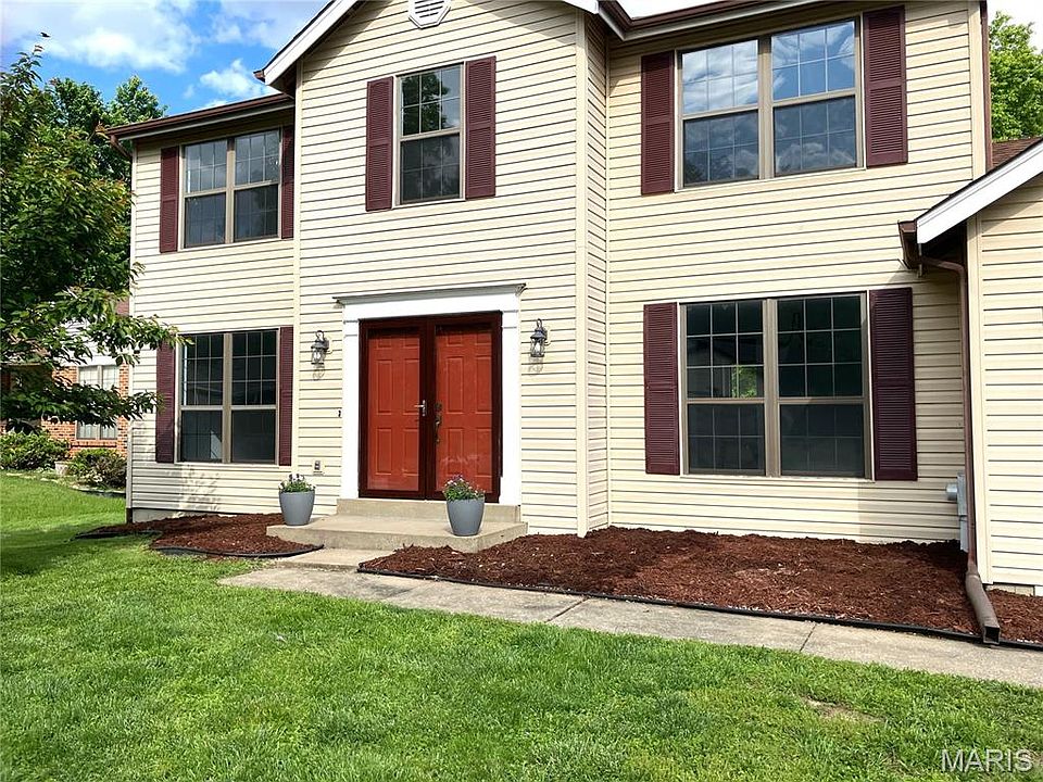 1st image of 668 Foxtail Dr