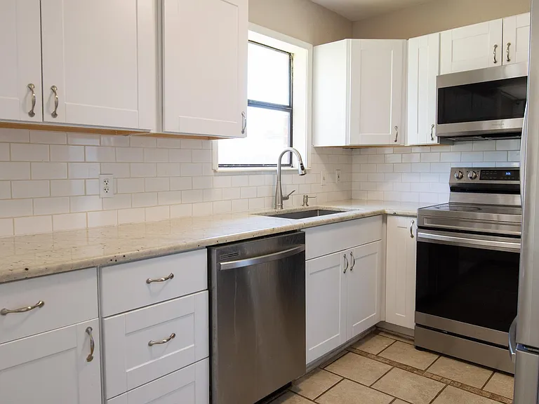 4724 Cape Cod Dr — Photo 6