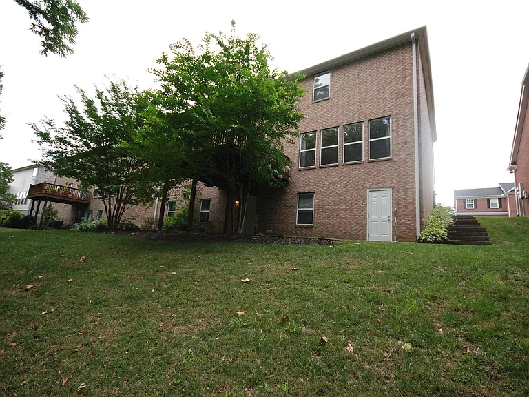 314 Forest Bend Dr — Photo 40