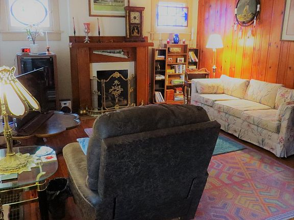 5th image of 643 Saint Nicholas Ave
