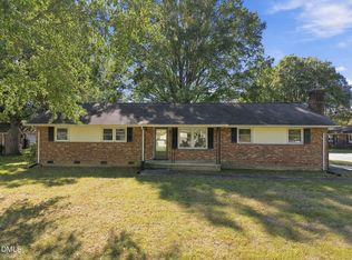 208 Aloha Dr, Graham, NC 27253