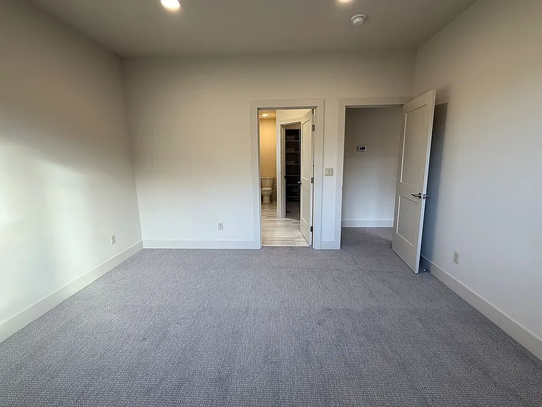 1722 Castlerock Ave — Photo 12