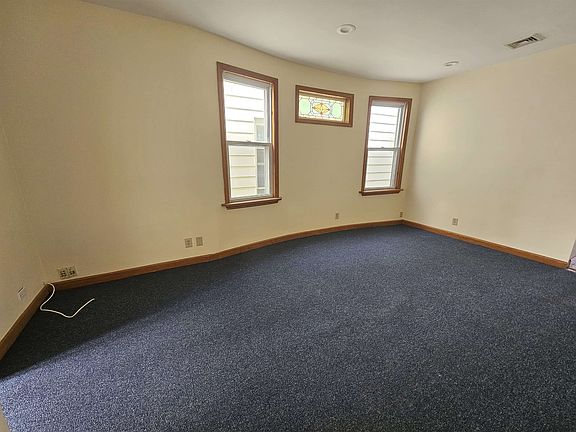 3rd image of 154 Bleecker St Floor 2