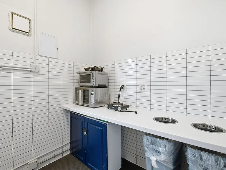 706 Kearny St #127 — Photo 18