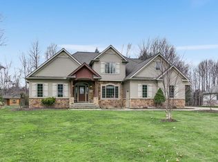 6586 Deerhaven Dr, Concord Township, OH 44077