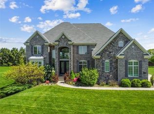 102 Archberry Dr, Wexford, PA