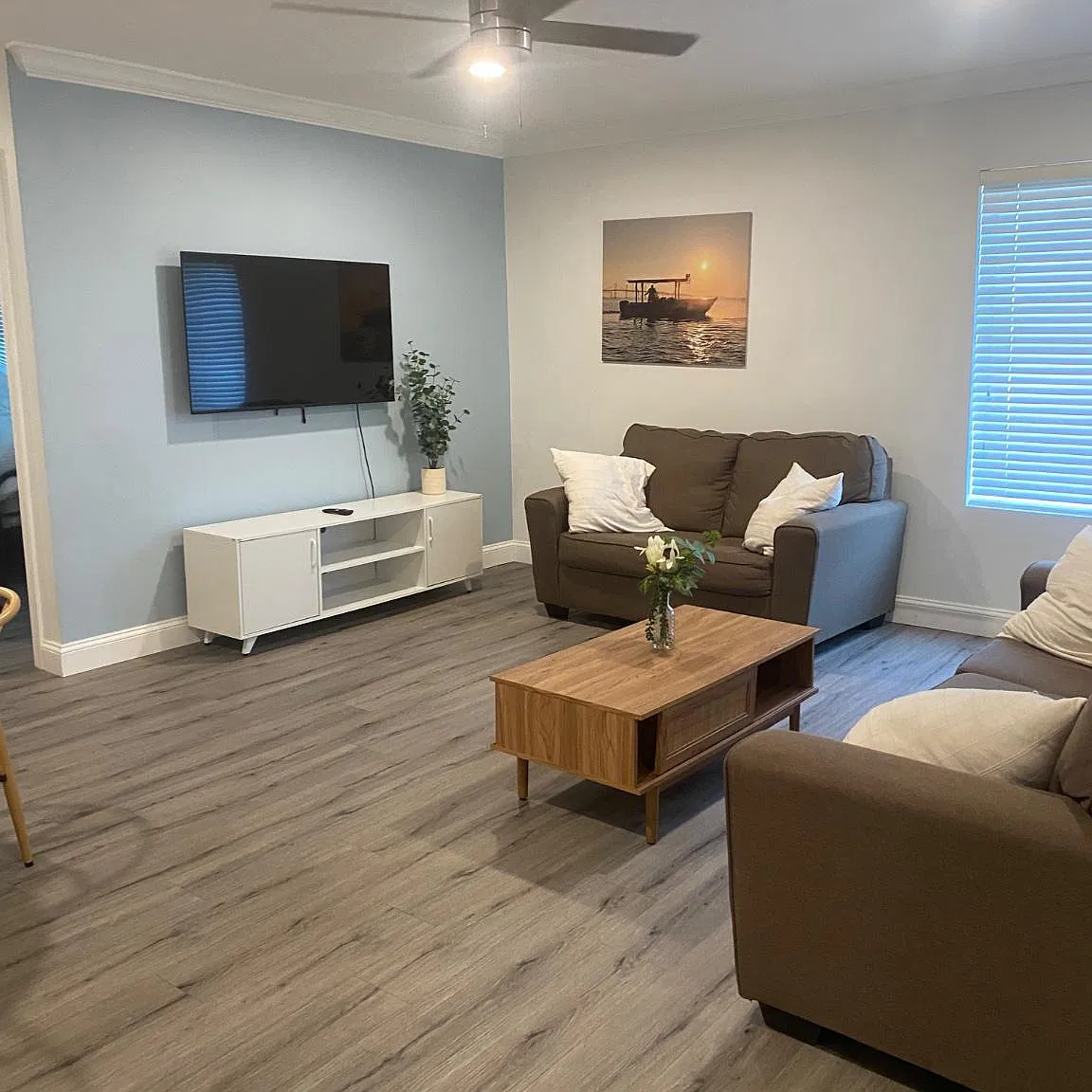 2 bed, 1.0 bath, 950 sqft, $2,000 — Photo 2