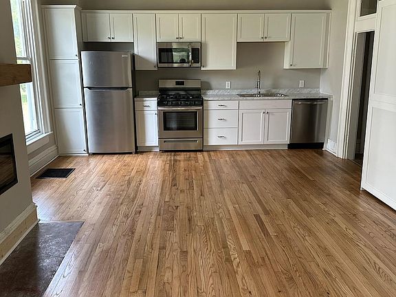 2nd image of 40 E Mechanic St #1