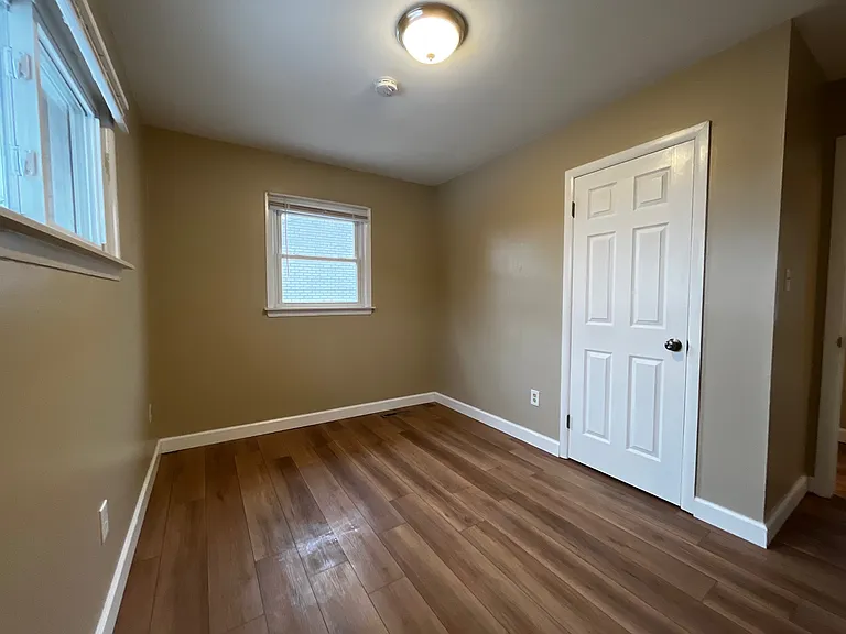 28070 Brentwood St — Photo 13