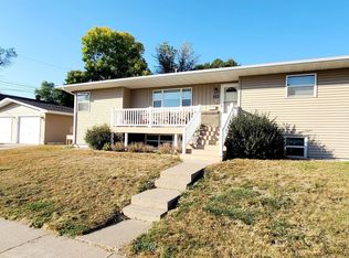 2220 E A Ave, Bismarck, ND 58501