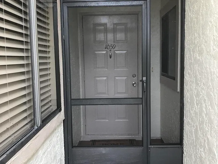 1059 Country Club Dr #611 — Photo 3