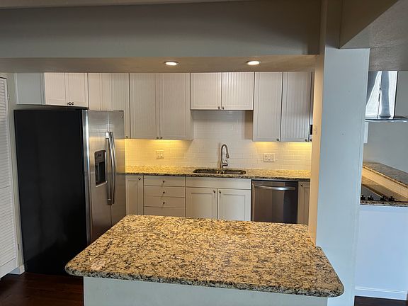 Granite Countertops, Stainless Appliances