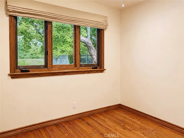 4720 Hayman Ave — Photo 38