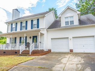 179 Yorkshire Dr, Cameron, NC 28326