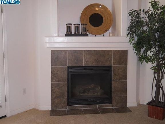 4th image of 3822 N Fontana Ct