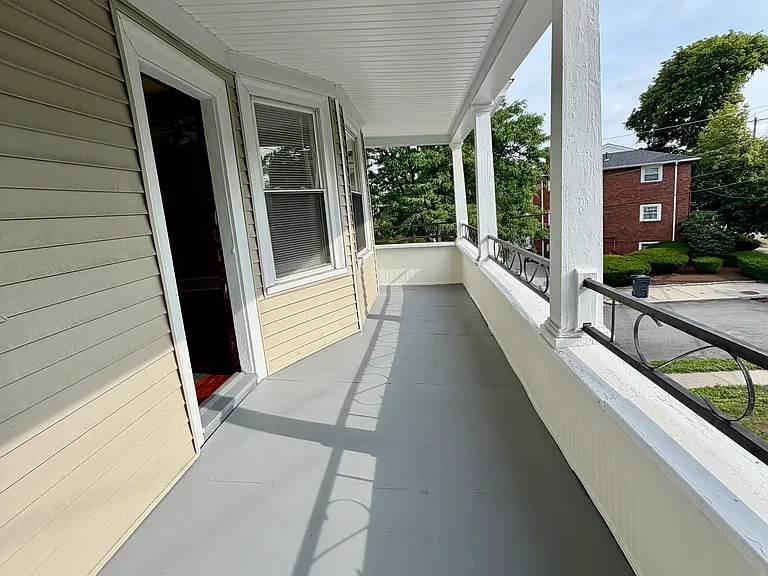 1032 Hope St — Photo 26