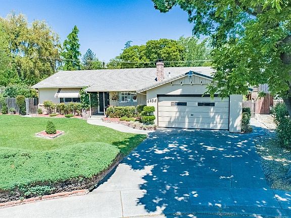 2nd image of 4438 Amador Pl