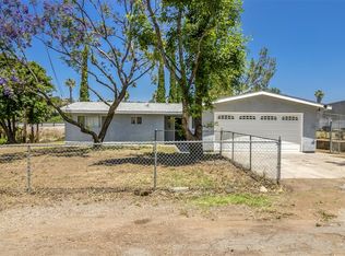 9494 1/2 Chimney Rock Ln, El Cajon, CA 92021