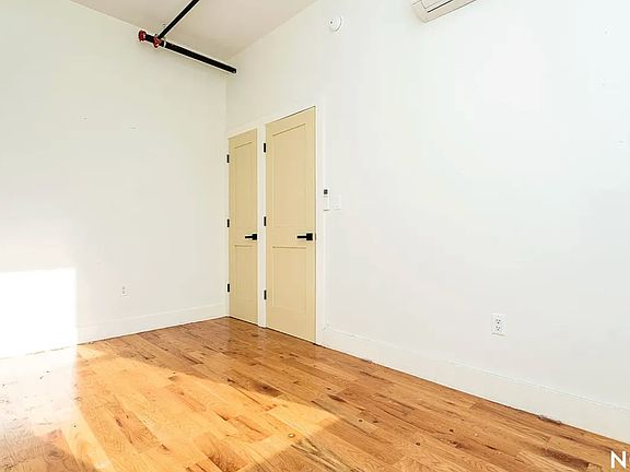 5th image of 57 Grove St Unit 4A