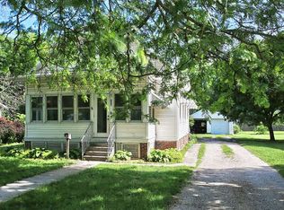 716 E Patton St, Paxton, IL 60957