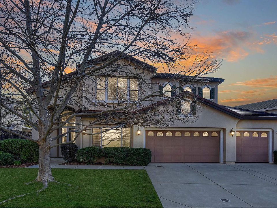 1st image of 1977 Saint Basil Cir