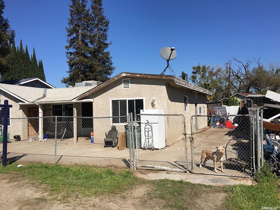 2nd image of 2437 Riverdale Ave