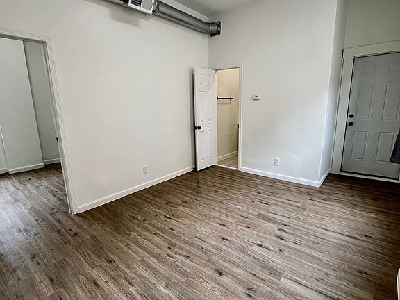 Living Room / Front Door