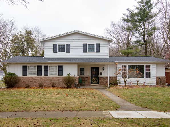 3809 Edinburgh Dr, Kalamazoo, MI 49006