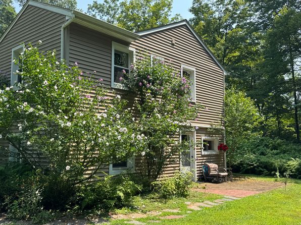 29 Branch St
