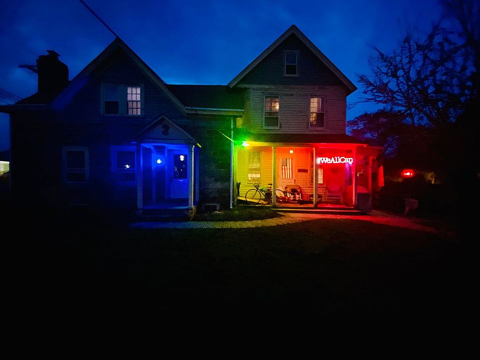 2nd image of 2 Arlington Pl