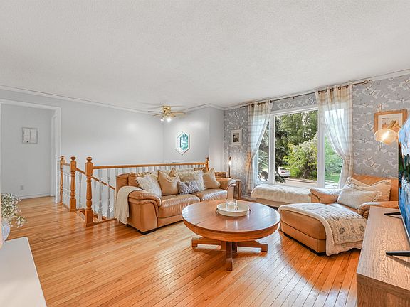 4th image of 30 Greystone Clos