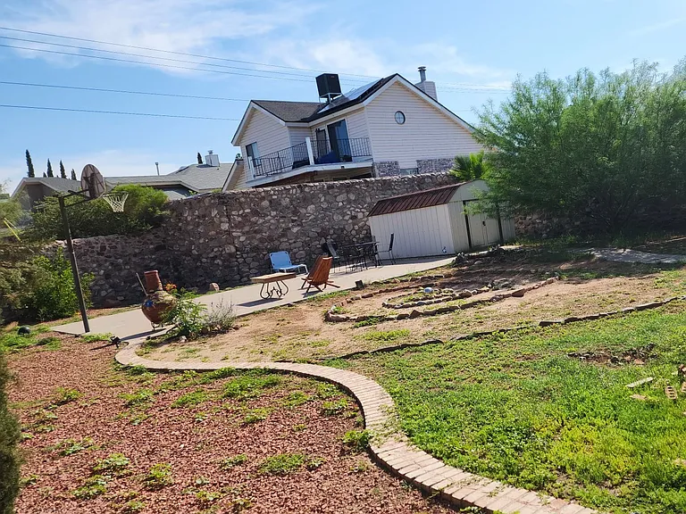 Springfire Dr — Photo 5