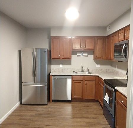 2nd image of 1935 Marine Terrace Dr APT A