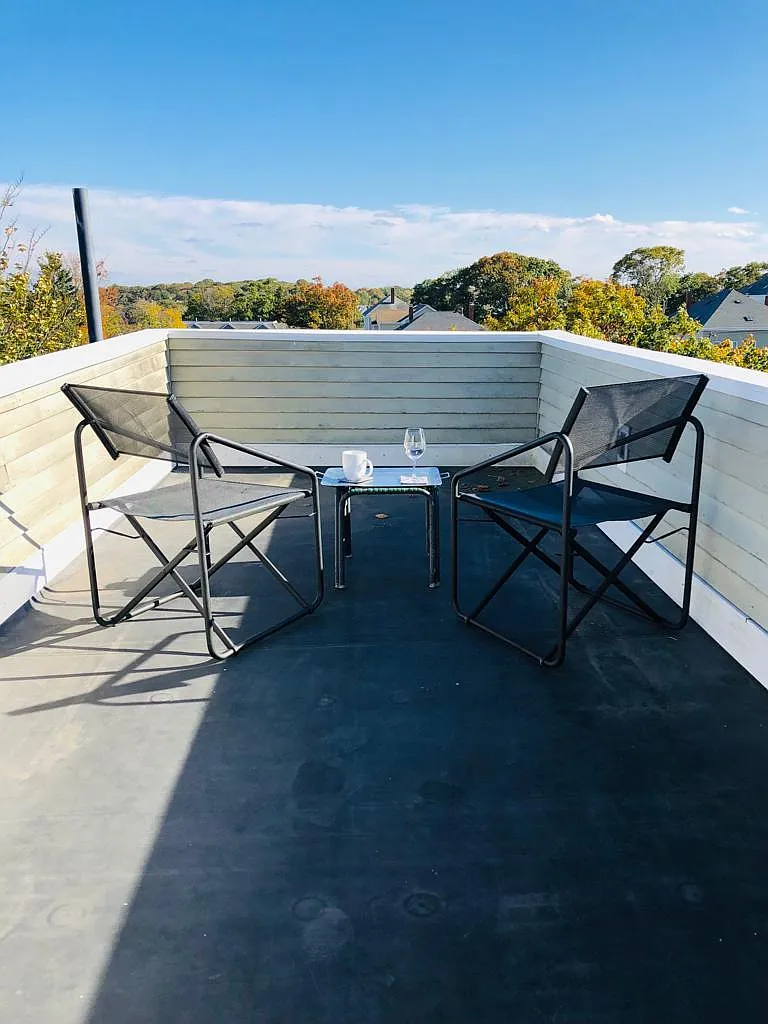 2 bed, 900 sqft, $2,450 — Photo 4