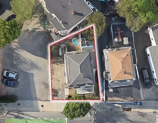 3rd image of 7 Washington St