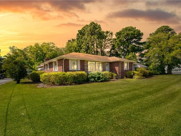 1 Warwick St, Portsmouth, VA 23707