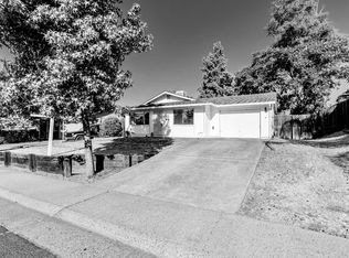 501 Sutter Ln, Ione, CA 95640