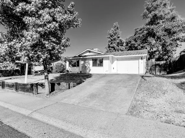 501 Sutter Ln, Ione, CA 95640