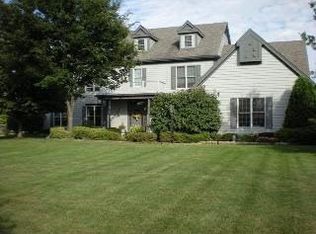 26490 W River Rd, Perrysburg, OH 43551