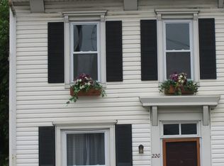 220 W Simpson St, Mechanicsburg, PA