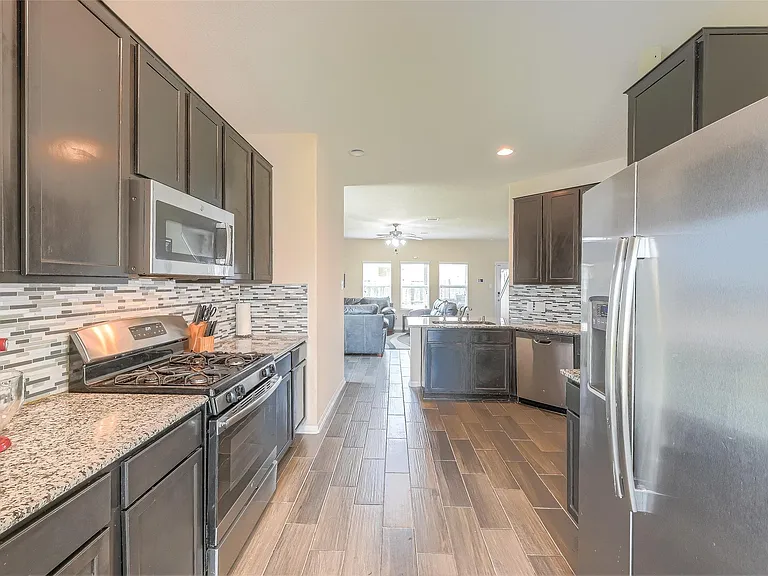 3030 Currier Ct — Photo 10