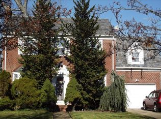 56 Lena Ave, Freeport, NY 11520