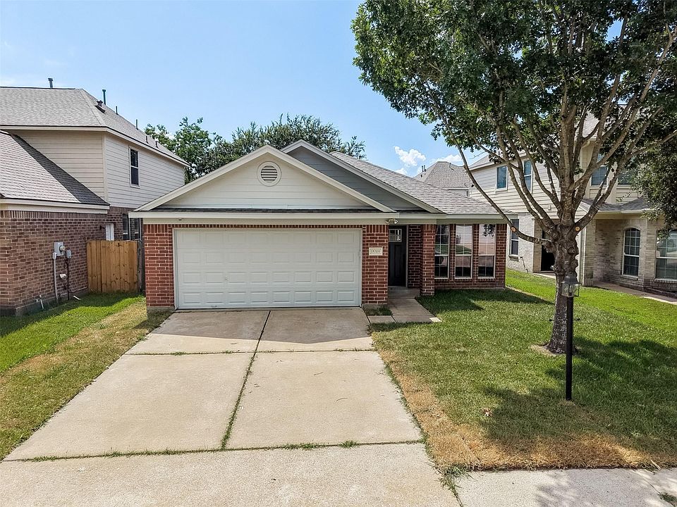 1st image of 15319 Fir Woods Ln