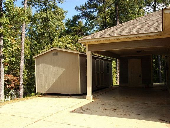 4th image of 504 Stillwaters Dr