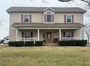 13843 Indian Boundary St, Paris, IL 61944