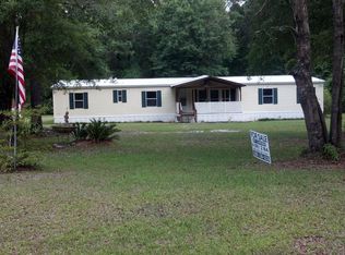166 Leslie Cir, Crawfordville, FL 32327