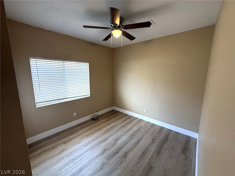 136 Serenade Ct — Photo 14