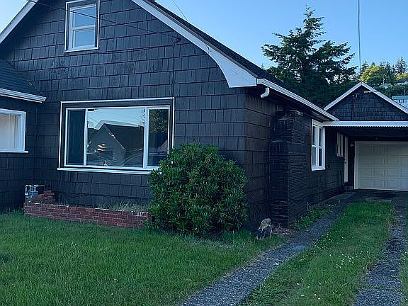 2nd image of 321 Chenault Ave